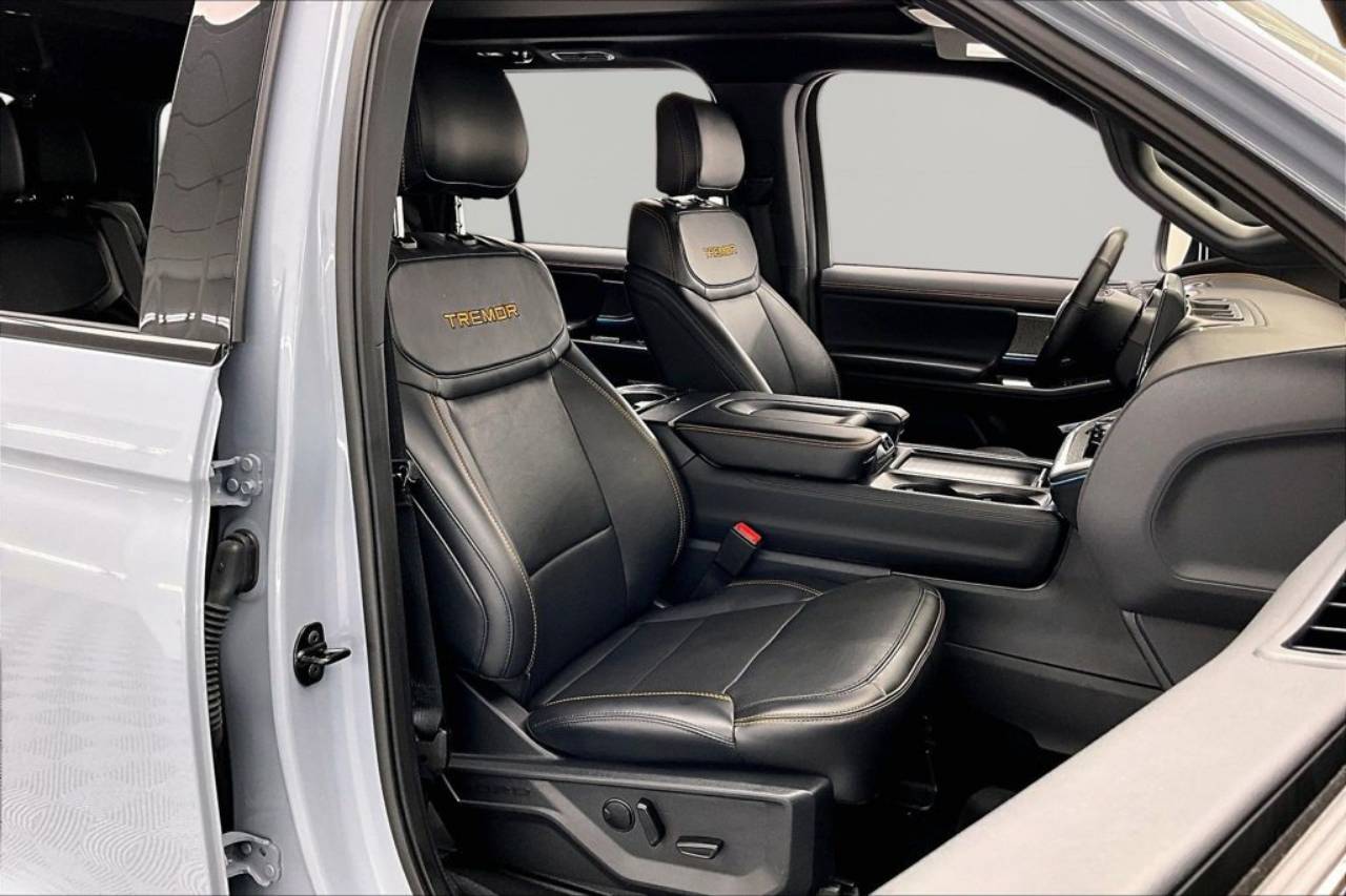 2025 Ford Expedition Tremor - Photo 7