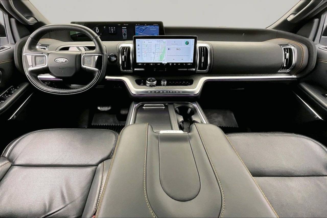 2025 Ford Expedition Tremor - Photo 16