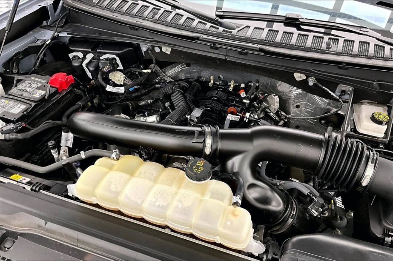 2025 Ford Expedition Tremor - Photo 35