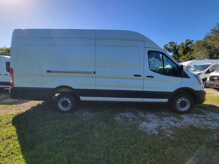 2027 Ford Transit T-350