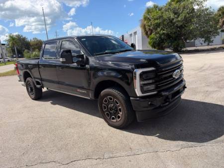 2025 Ford F-350SD Platinum