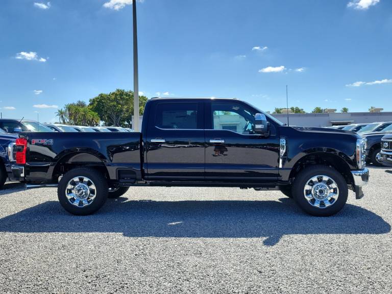 2027 Ford Super Duty F-250 SRW LARIAT