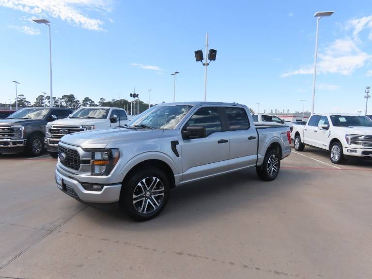 2023 Ford F-150 XL 2WD SuperCrew 5.5' Box
