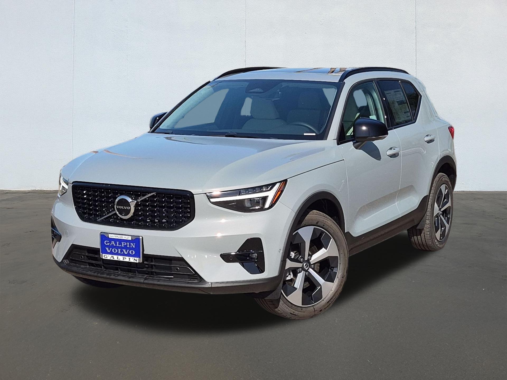2026 Volvo XC40