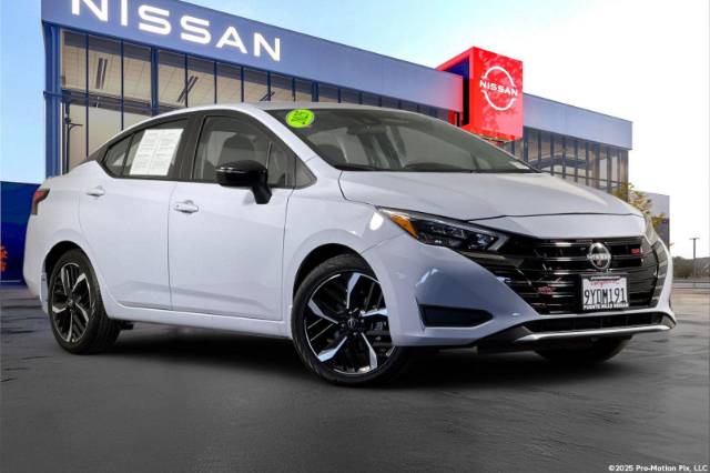 2025 Nissan Versa 1.6 SR