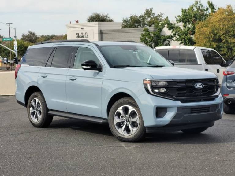 2027 Ford Expedition Active