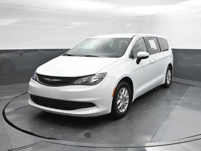 2023 Chrysler Voyager