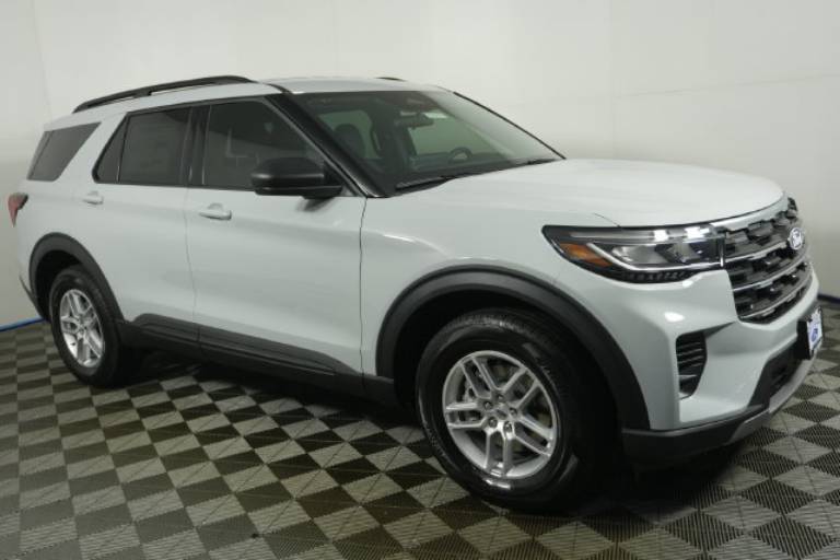 2027 Ford Explorer Active w/100A Pkg