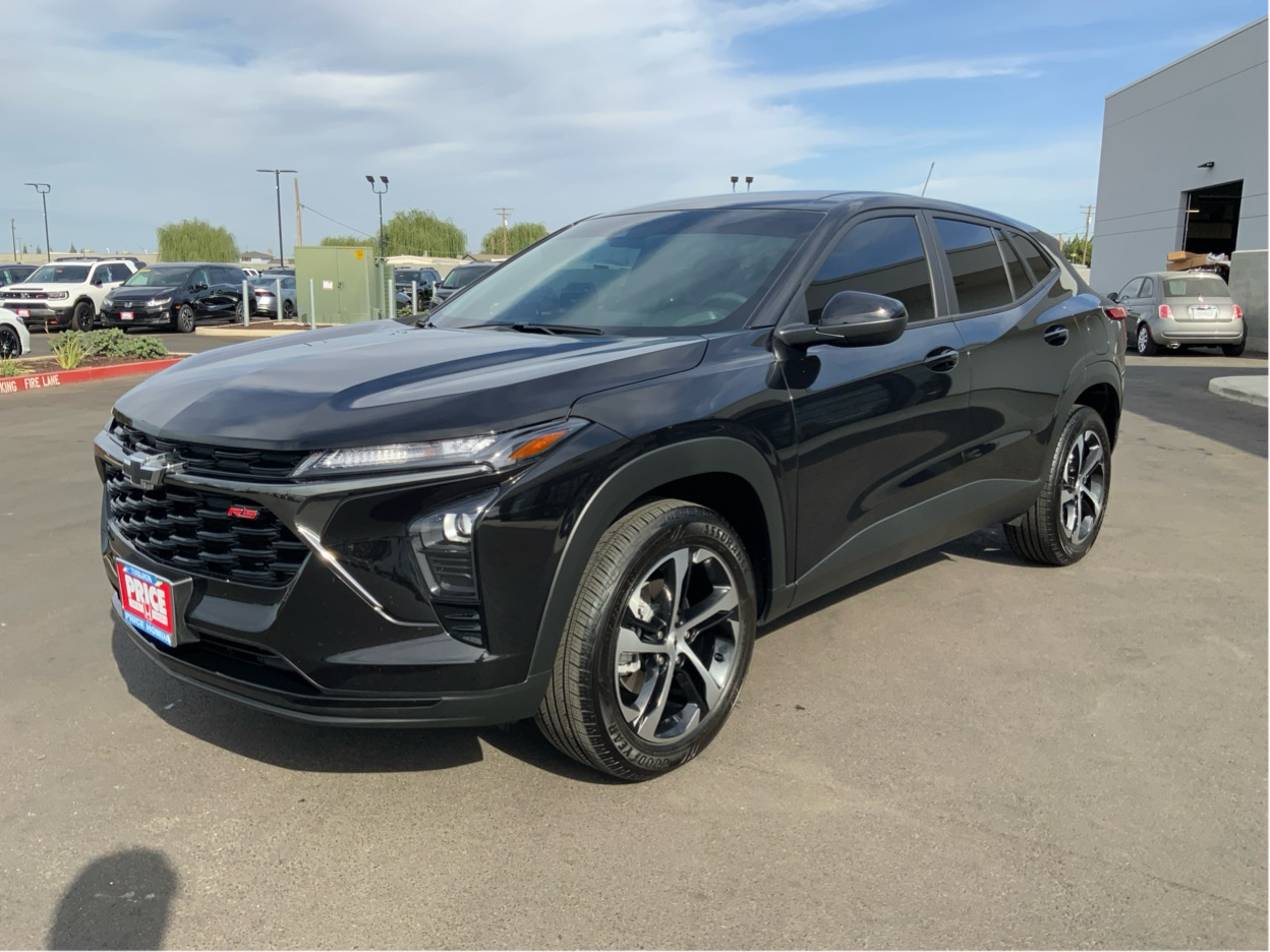 Used 2025 Chevrolet Trax 1RS