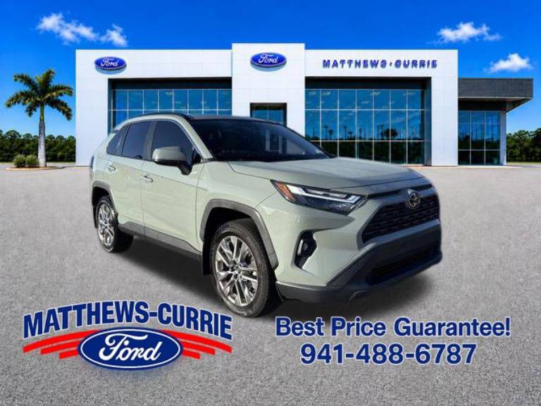 2023 Toyota RAV4 XLE Premium