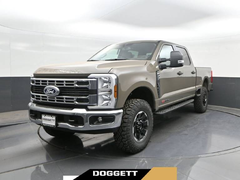 2027 Ford Super Duty F-250 SRW XLT
