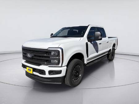 2027 Ford Super Duty F-250 XLT