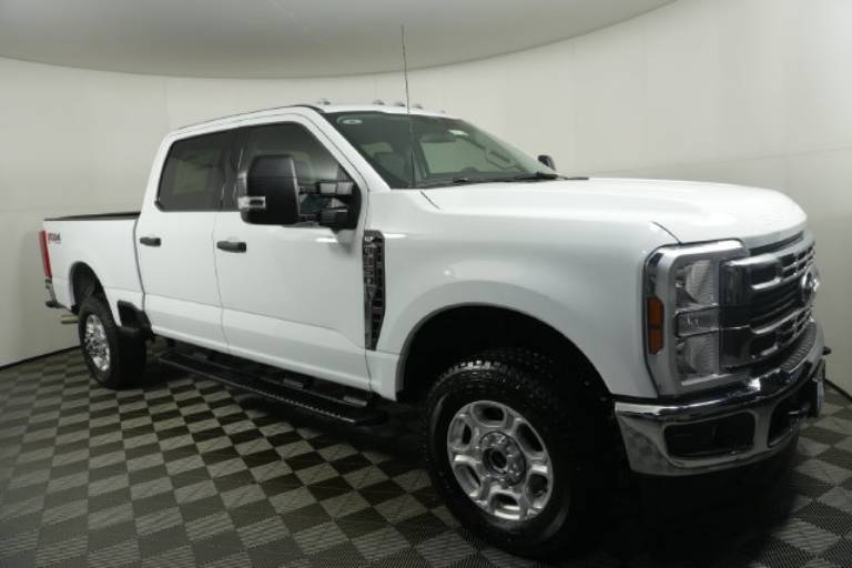 2026 Ford Super Duty F-350 SRW XLT