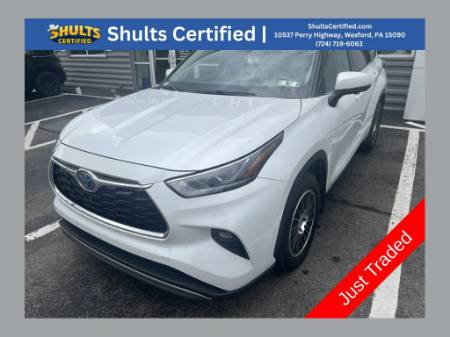 2023 Toyota Highlander Hybrid Platinum