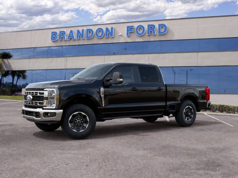 2027 Ford Super Duty F-250 SRW XLT