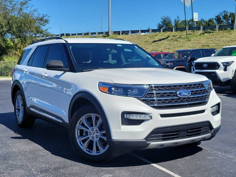 2024 Ford Explorer XLT