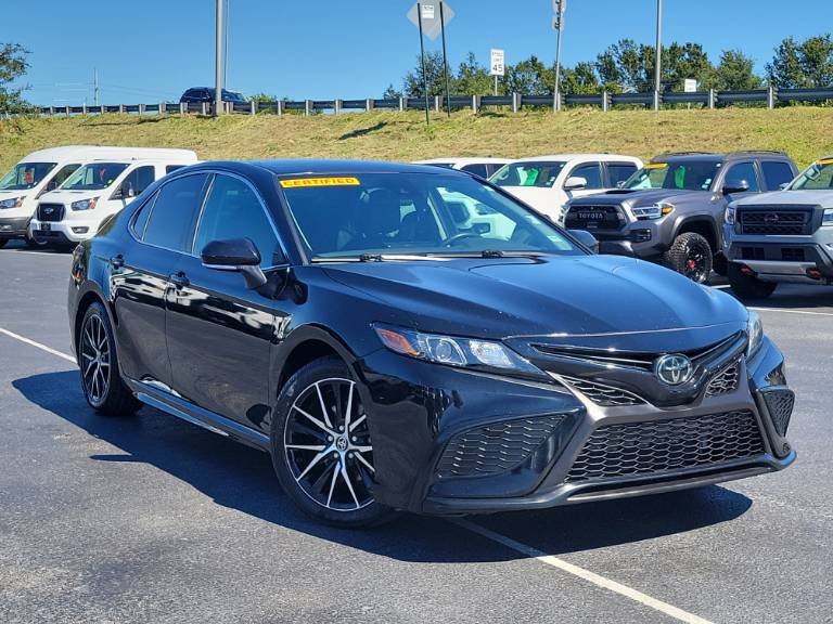 2023 Toyota Camry SE
