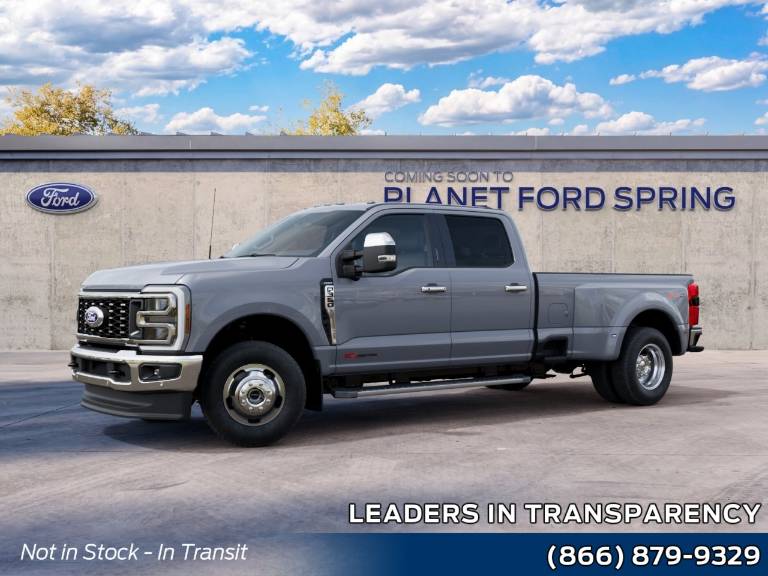2027 Ford Super Duty F-350 DRW LARIAT 4WD Crew Cab 8' Box