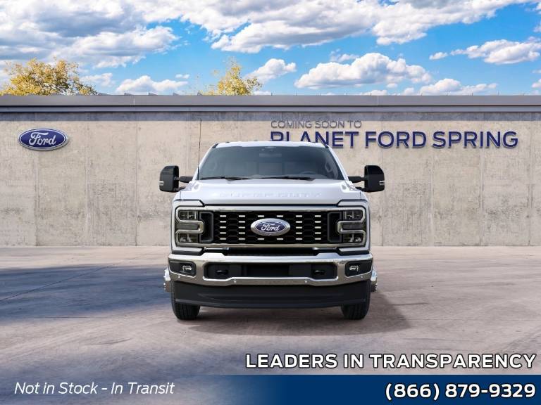 2027 Ford Super Duty F-350 DRW LARIAT 4WD Crew Cab 8' Box