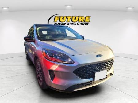 2020 Ford Escape Hybrid SE Sport