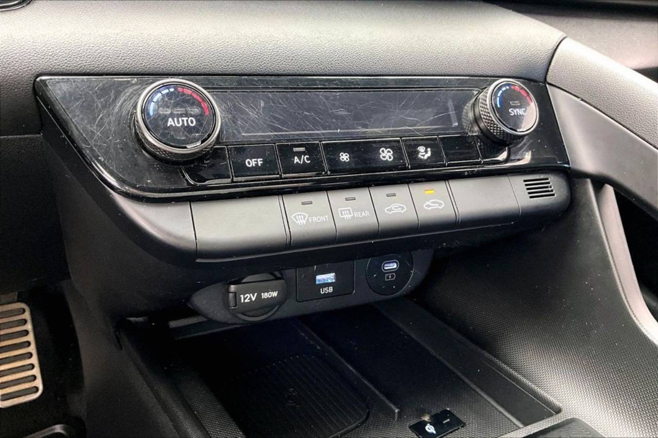 2025 Hyundai Elantra SEL - Photo 31
