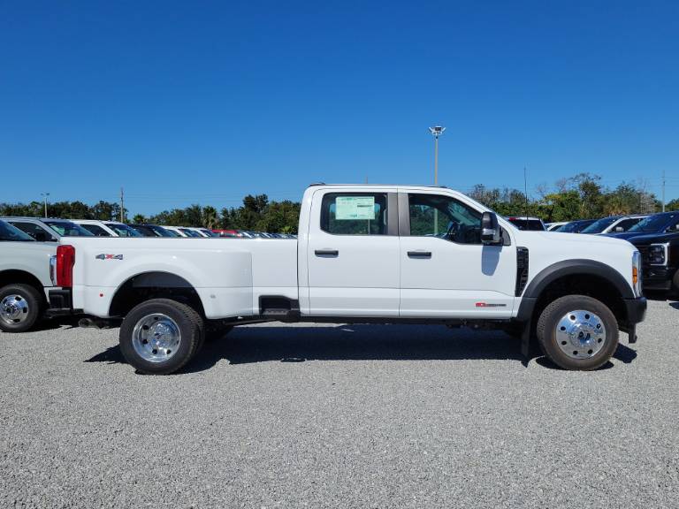 2027 Ford Super Duty F-450 DRW XL