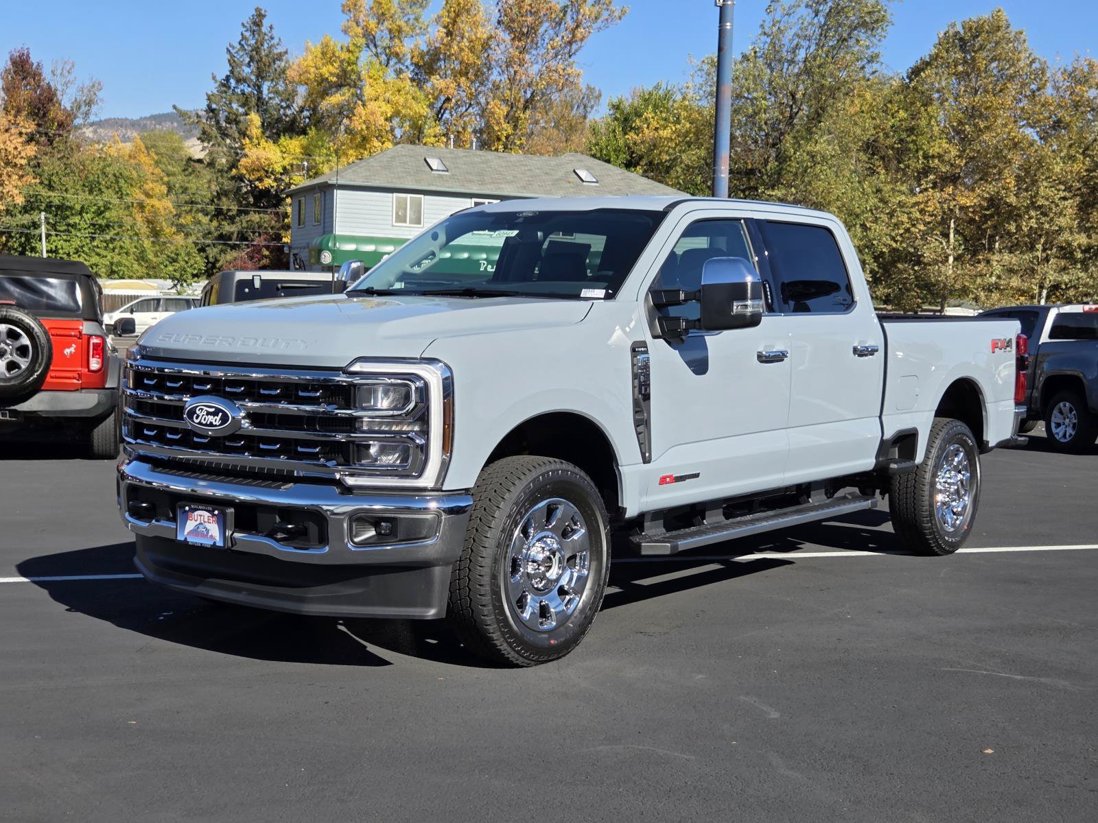 New 2027 Ford Super Duty F-350 SRW LARIAT