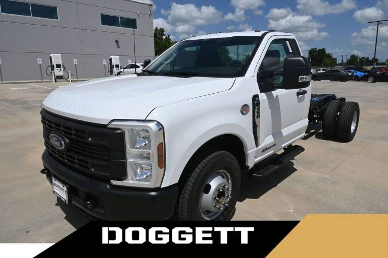 2026 Ford Super Duty F-350 DRW XL