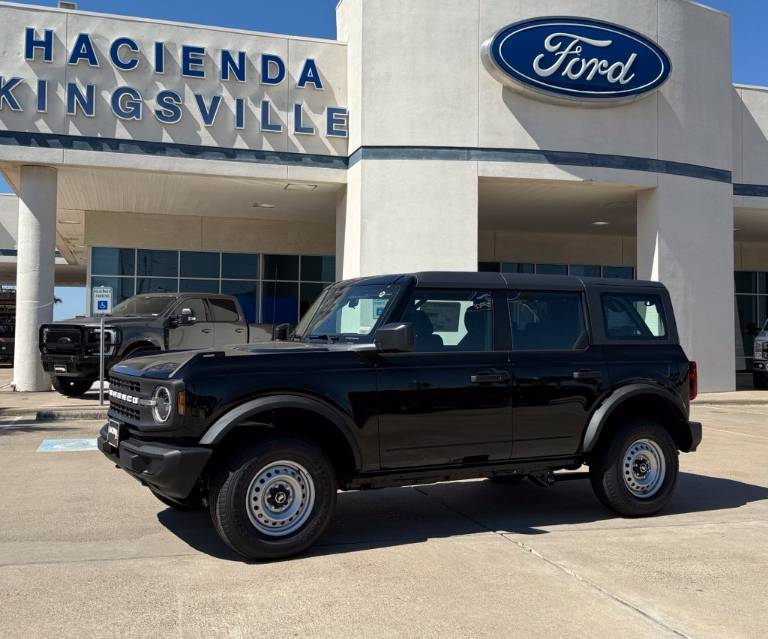 2026 Ford Bronco Base