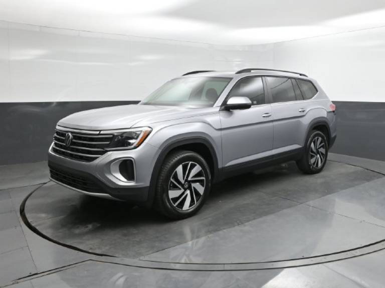 2026 Volkswagen Atlas SE w/Technology
