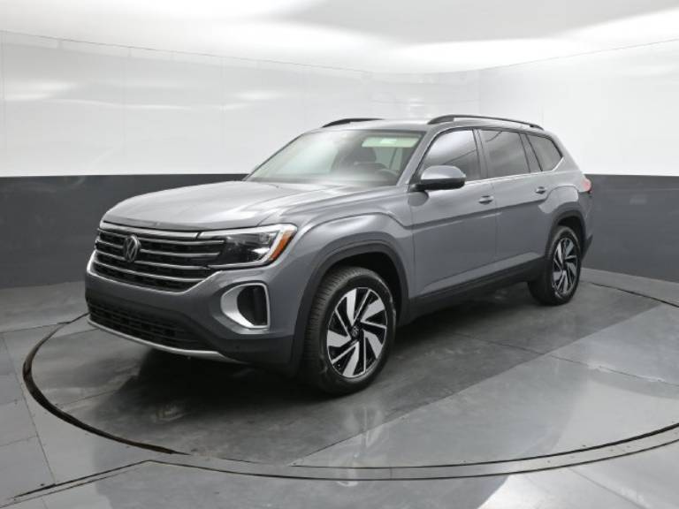 2026 Volkswagen Atlas SE w/Technology
