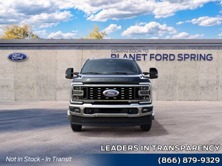 2027 Ford Super Duty F-350 DRW LARIAT 4WD Crew Cab 8' Box