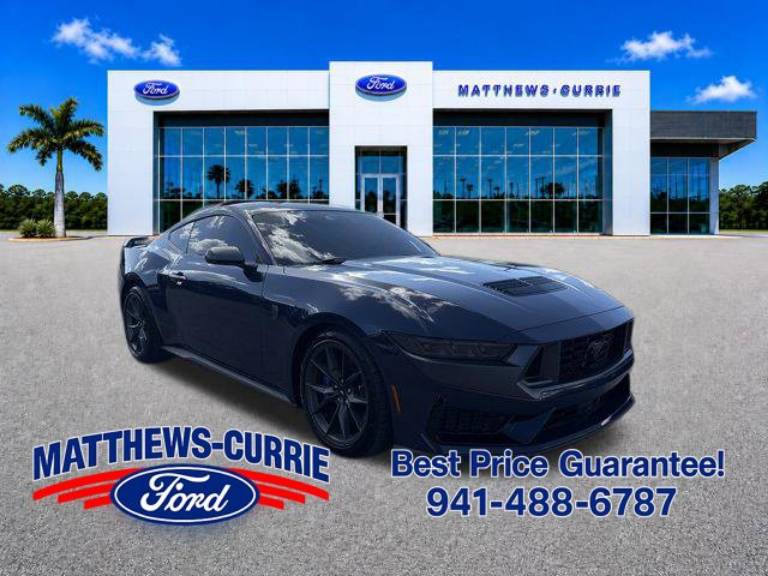 2025 Ford Mustang Dark Horse