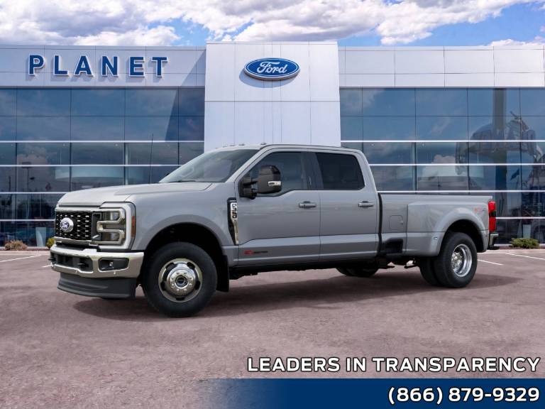 2027 Ford Super Duty F-350 DRW LARIAT 4WD Crew Cab 8' Box