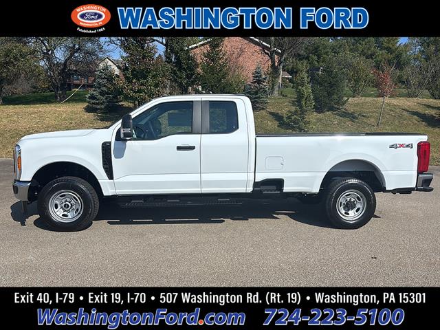 2027 Ford Super Duty F-350 SRW XL