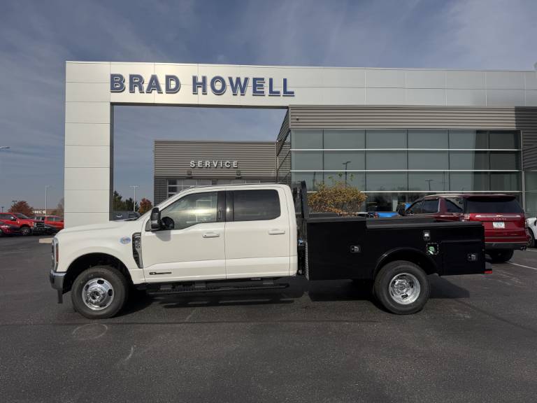2026 Ford F-350 LARIAT