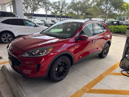 2020 Ford Escape SE
