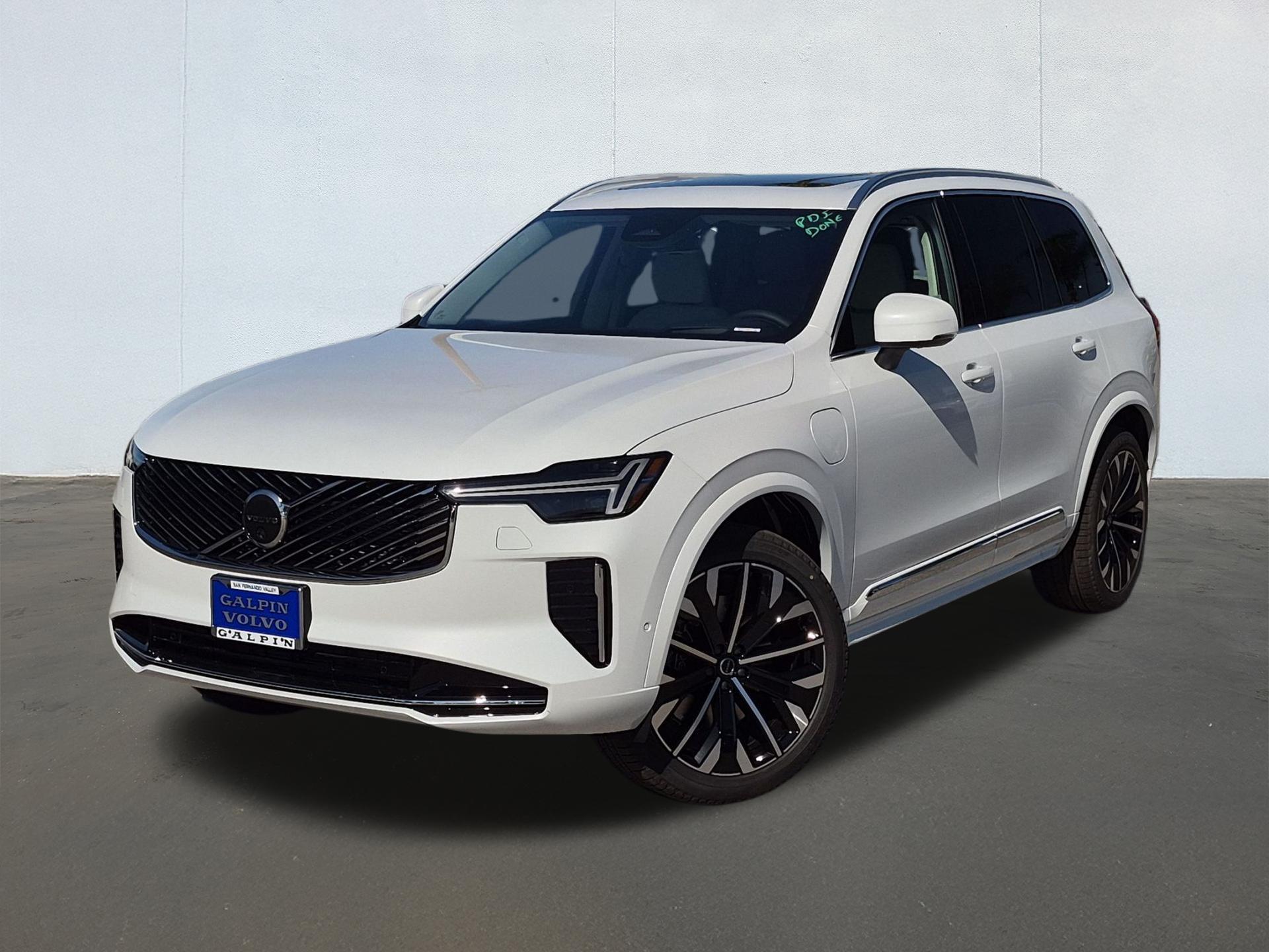 New 2027 Volvo XC60 Plug-In Hybrid T8 Ultra Bright