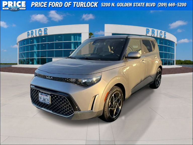 2023 Kia Soul EX