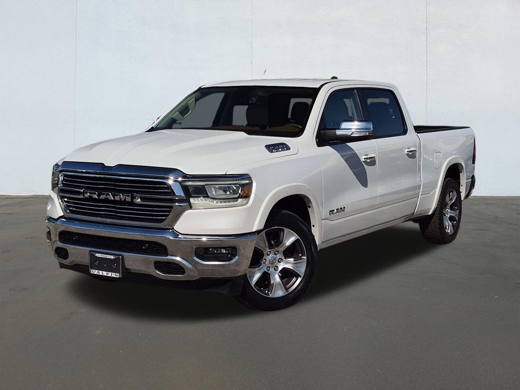 2019 RAM 1500 Laramie Crew Cab 4X2 64