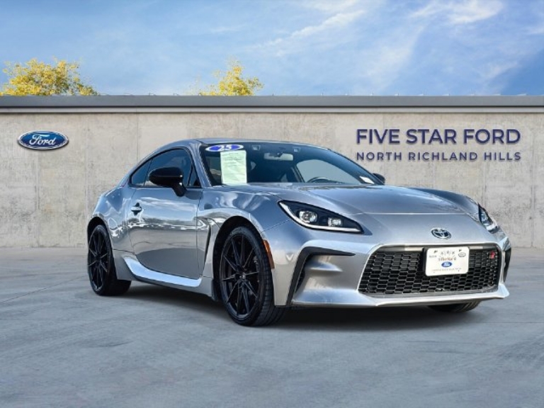 2025 Toyota GR86 Premium