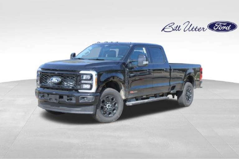 2027 Ford F-350SD LARIAT