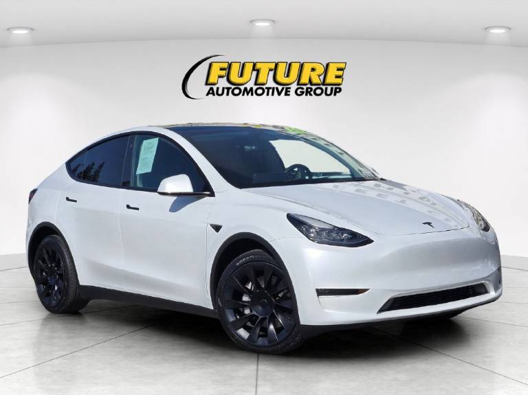 2023 Tesla Model Y Long Range