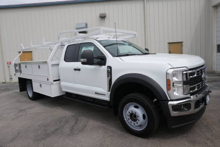 2026 Ford Super Duty F-550 DRW XL