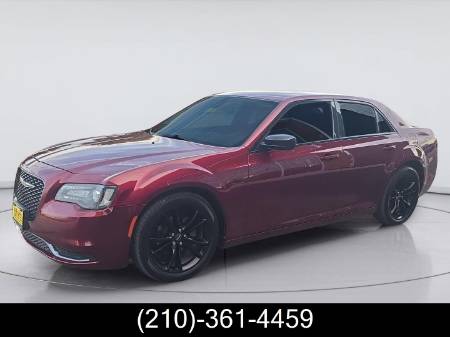 2019 Chrysler 300 Touring
