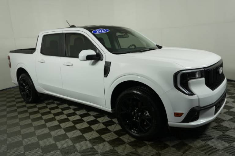2025 Ford Maverick Lobo Standard