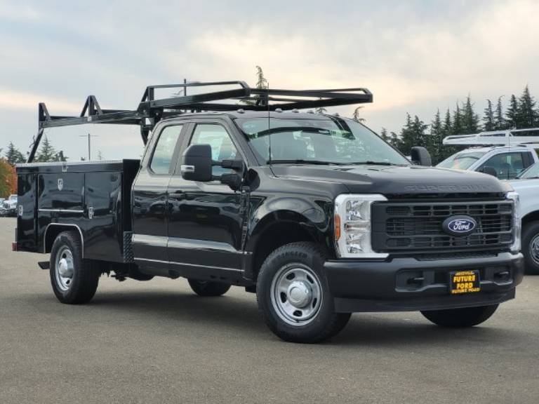 2027 Ford F-350SD XL