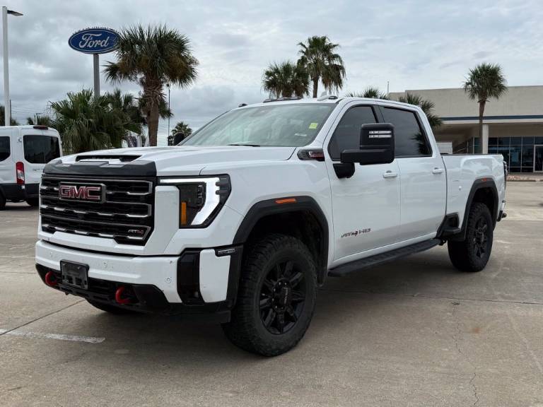 2025 GMC Sierra 2500HD AT4