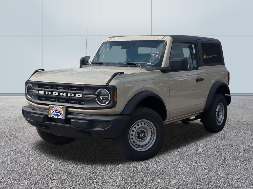2026 Ford Bronco Base