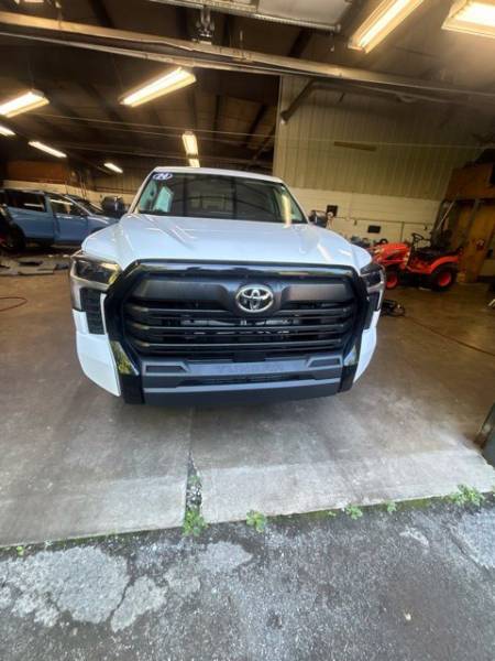 2024 Toyota Tundra SR
